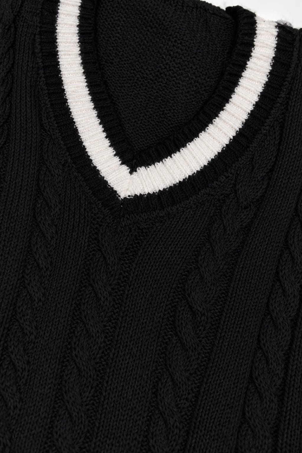 Regal Crest Cable Knit